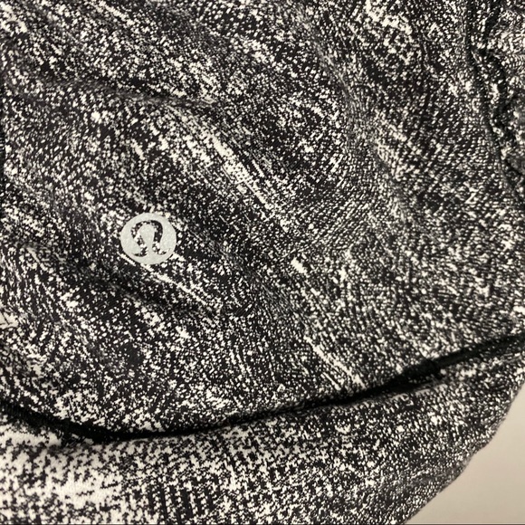 Lululemon • Pullover Jacket - Picture 5 of 5